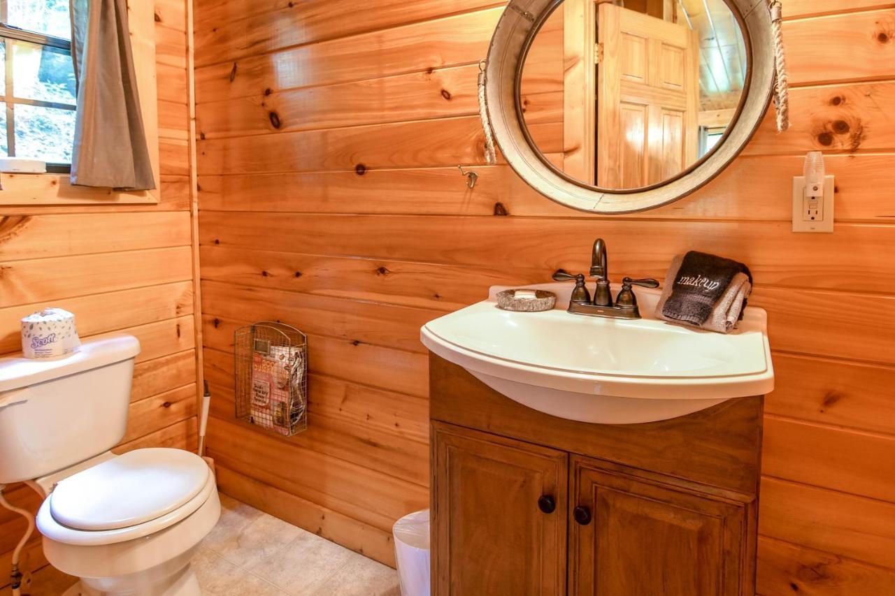 Permanent Vacation-Private Honeymoon Cabin With Hot Tub Sevierville Esterno foto