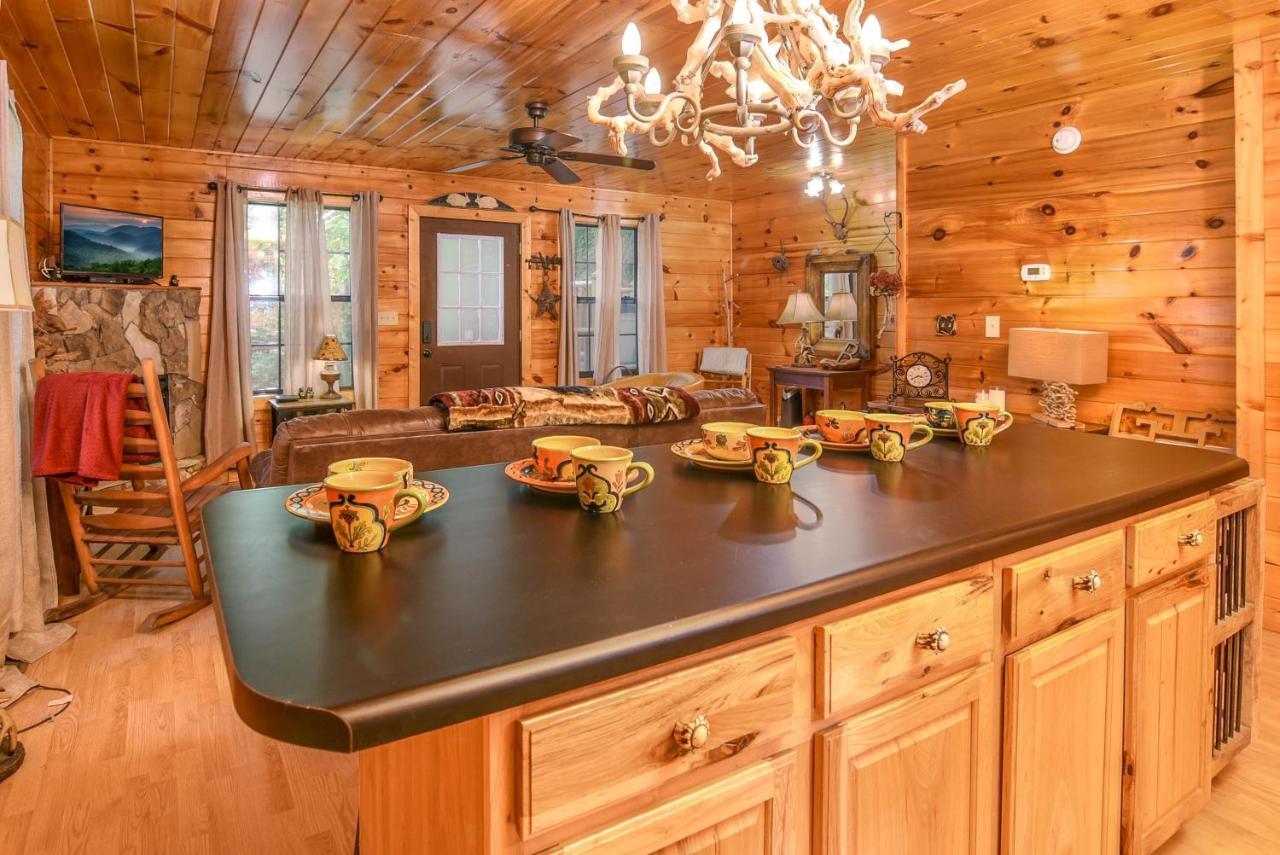 Permanent Vacation-Private Honeymoon Cabin With Hot Tub Sevierville Esterno foto